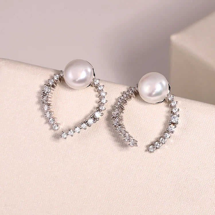 Trending fashion wholesale fine jewelry 925 sterling silver diamond and pearl lightweight stud earrings with stones for women