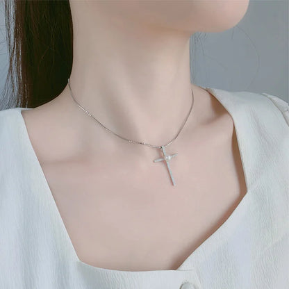 Single freshwater pearl sterling silver crucifix cross pendant for women