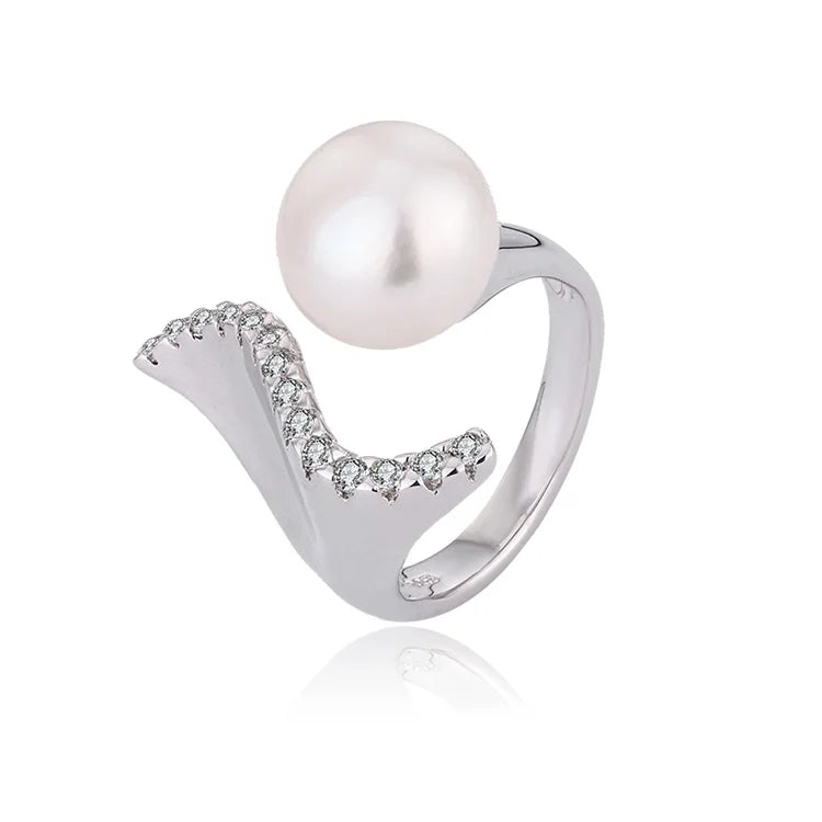 Novelty unique 25 sterling silver pearl ring with small zircon diamond