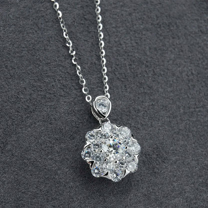 Jeweller Buy 0.5ct Moissanite Diamond Pendant on 925 Sterling Silver Link Chain Snowflake Style