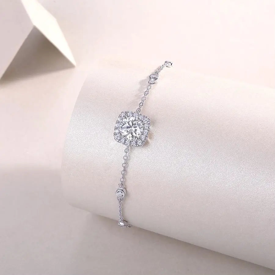 1 Carat Moissanite Diamond Bracelet for Women, S925 Sterling Silver Luxury Jewelry Gift for Weddings & Celebrations.