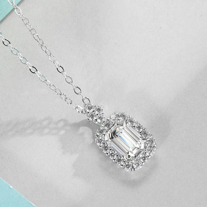 Jeweller Buy 925 Sterling Silver Link Chain Pendant with Emerald Cut White Moissanite Trendy Necklace