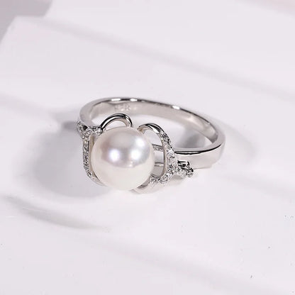 Ladies diamond-set 925 sterling silver cultured freshwater pearl ring for women