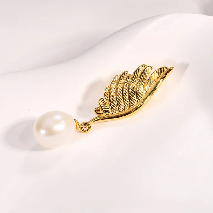 Gold plated wing fresh water pearl 925 pure silver pendant for women