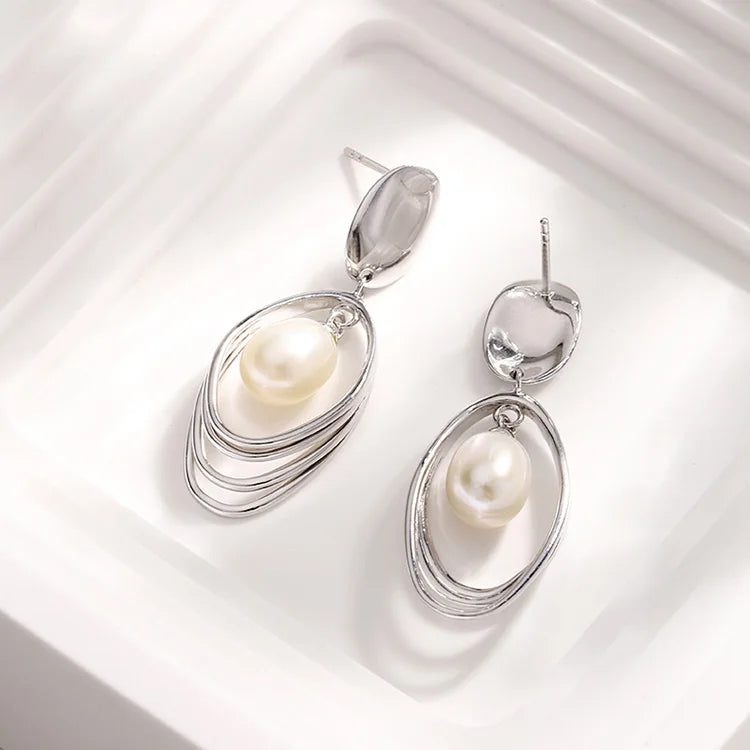 Custom logo oem trendy s925 jewelry 925 sterling silver fresh water pearl stud earrings for women