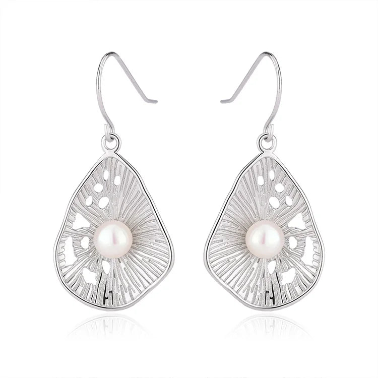 Elegant classy s925 sterling silver pearl minimalist statement women earrings with freshwater pearl