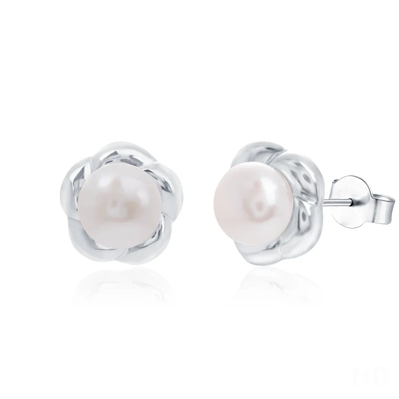 Trendy jewellery 925 sterling silver flower petal freshwater pearl stud earrings for women