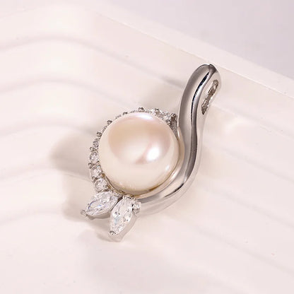 Original Design Fashion Freshwater Pearl 925 Silver Ladies Women Pendant with Zircon Diamond Setting