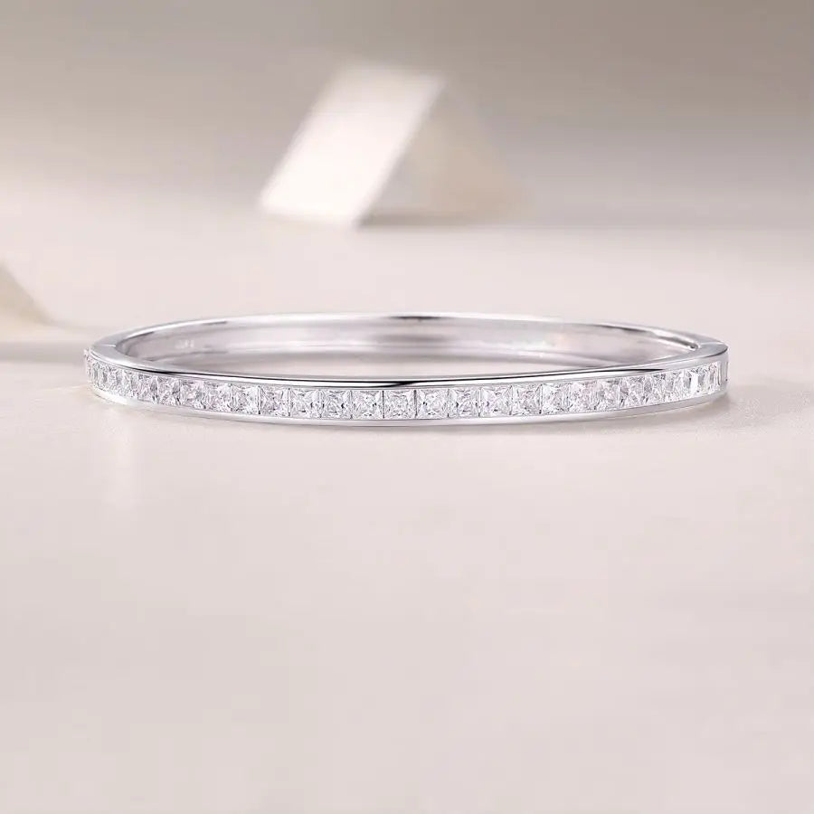 JIU ZUAN 3MM D VVS1 Moissanite Bangle for Women, S925 Silver, 18k White Gold Plated, GRA Certified, Christmas Gift Bracelet