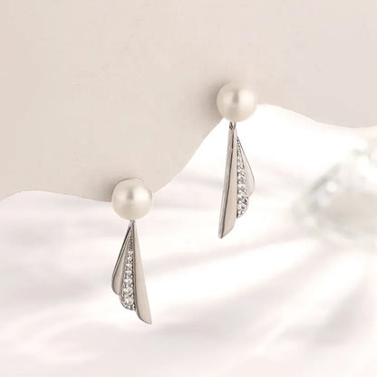 Fancy beautiful 925 sterling silver pearl and diamond luxury stud earrings for women