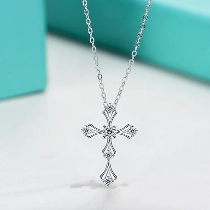 Jeweller Buy 925 Sterling Silver 0.3Ct Moissanite Diamond Cross Pendant with Link Chain Trendy Necklace