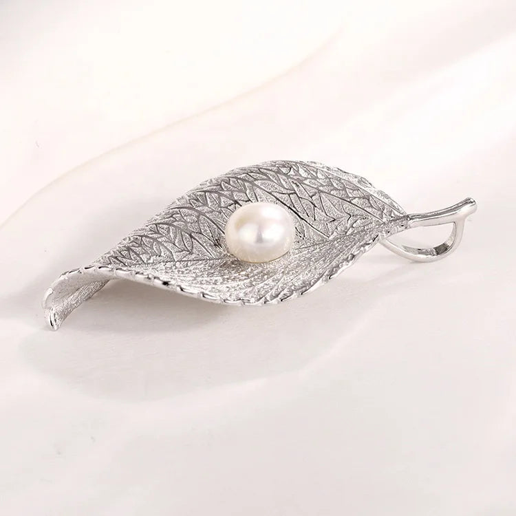 Custom jewelry 925 sterling silver diamond fashion leaf pearl pendant for necklace