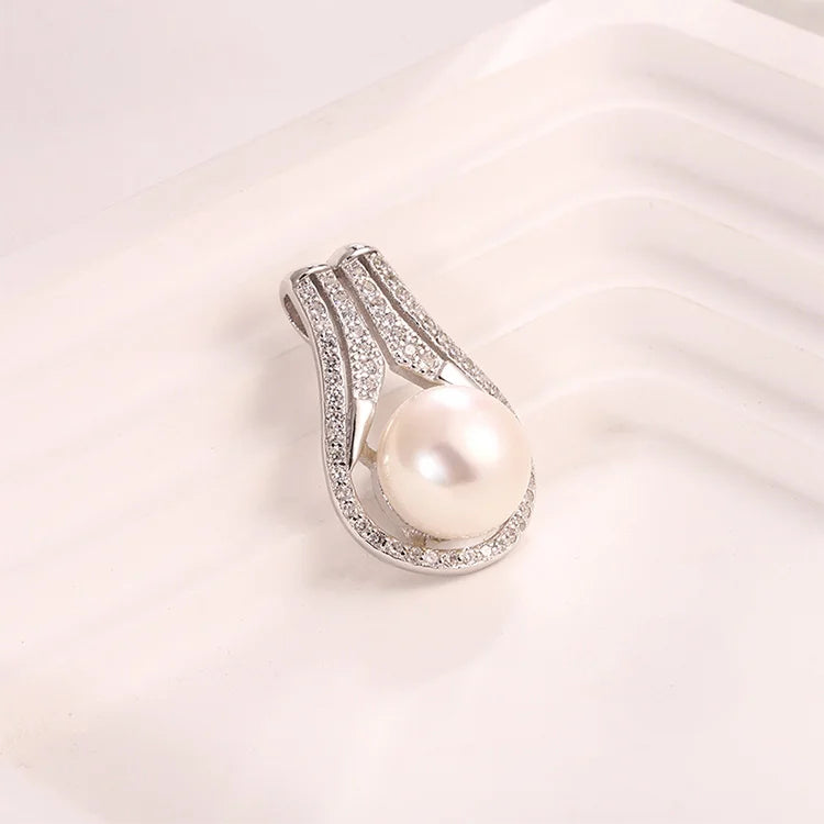 Custom design 925 sterling silver small fine zircon diamond set women freshwater pearl pendant