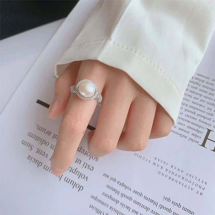 Unique ladies vintage white cultured pearl silver rings with diamonds