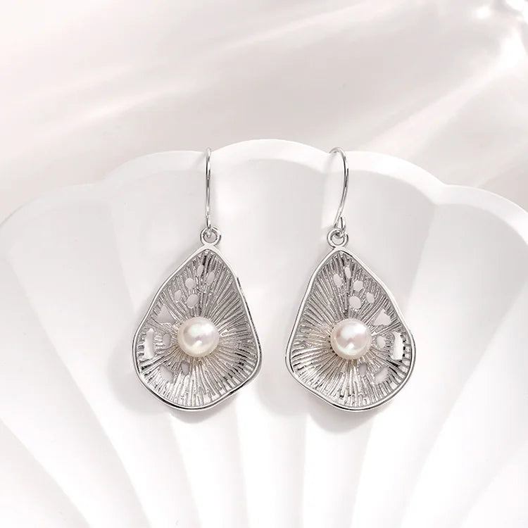 Elegant classy s925 sterling silver pearl minimalist statement women earrings with freshwater pearl