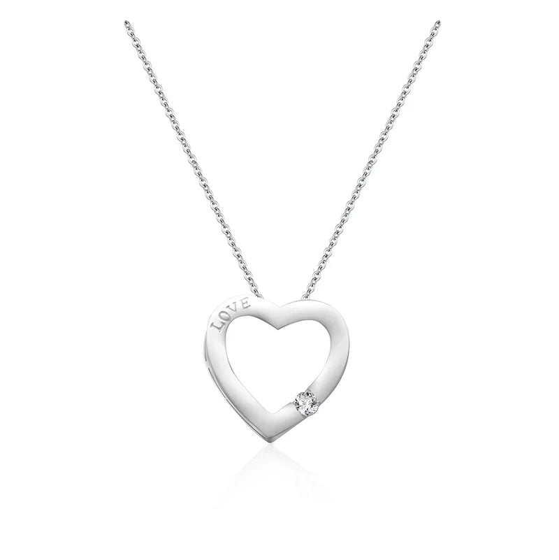 Jeweller Buy 925 Sterling Silver Necklace with Trendy Heart-Shaped Pendant and Moissanite Diamond For Gifts