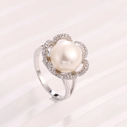 Wholesale Ring Jewelry Simple 925 Sterling Silver Zircon Diamond Set Flower Ring with a Big Pearl