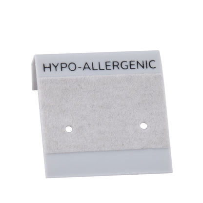 "HYPO-ALLERGENIC" 단어가 적힌 1"*1“ 회색 디스플레이 귀걸이 카드