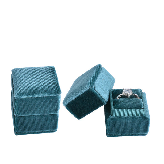 Cyan Fashion Small Square Velvet Boxes