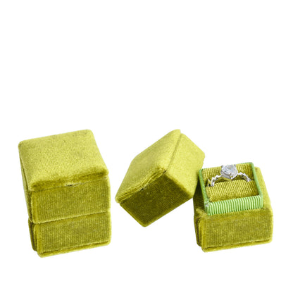 Green Fashion Small Square Velvet Boxes