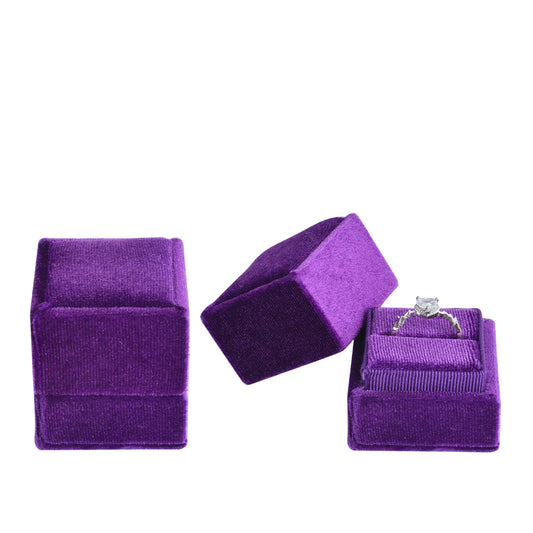 Cajas de terciopelo cuadradas pequeñas de moda morada