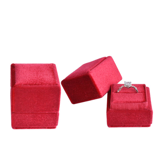 Cajas de terciopelo cuadradas pequeñas de moda roja