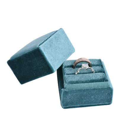 Cajas de terciopelo cuadradas pequeñas de Cyan Fashion