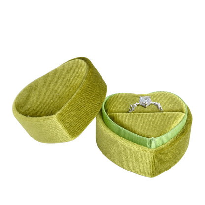 Green Fashion Heart-shaped Velvet Boxes