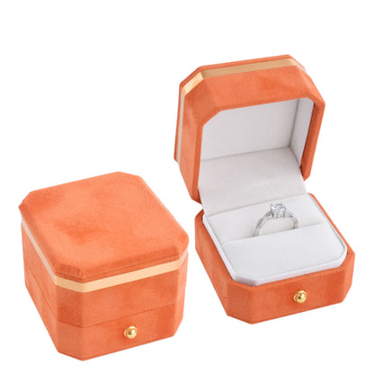 Caja para anillos revestida de terciopelo de microfibra naranja